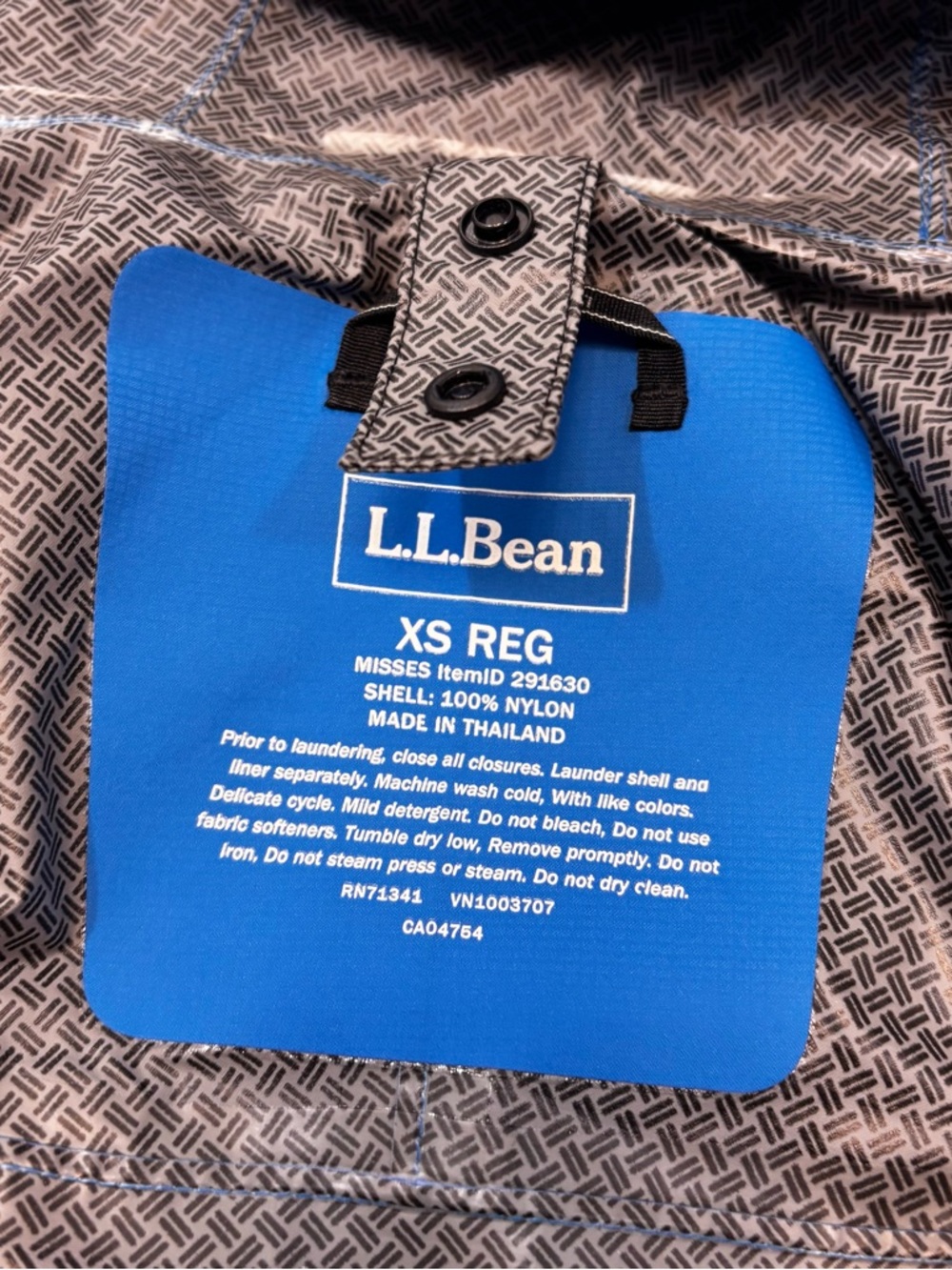 L.L. Bean TEK‎ O2 Storm Rain Jacket Women's Sz XS  Blue Zip Local News Branded - Picture 5 of 8